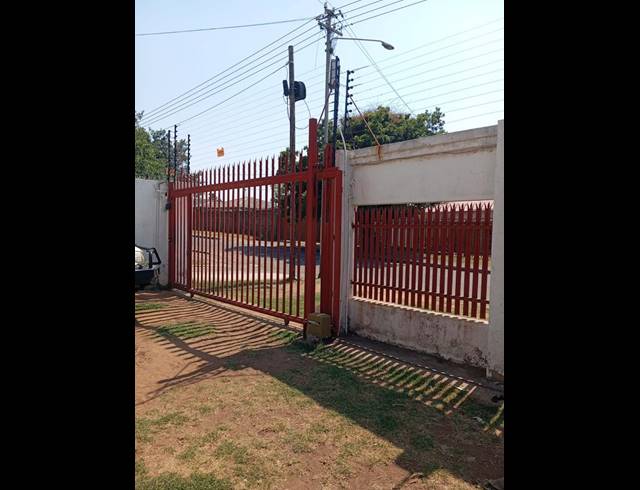 3 BEDROOM PROPERTY TO RENT IN PRIMROSE